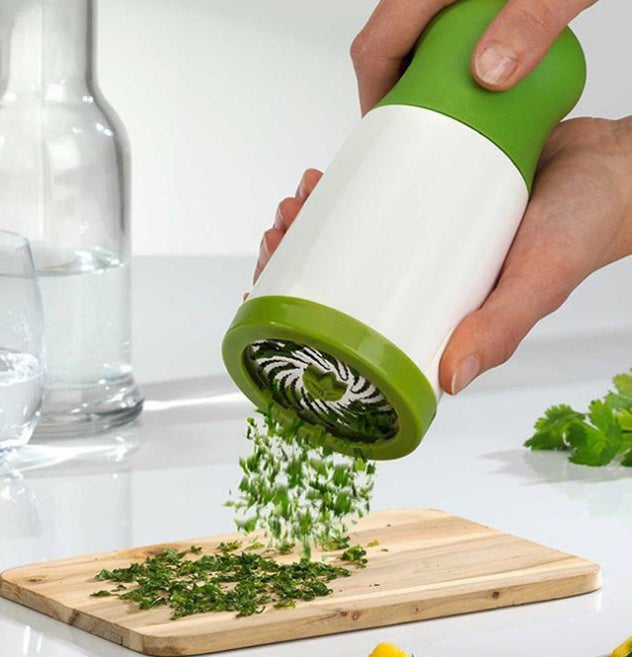 Herb Grinder & Spice Mill – Parsley Shredder & Fresh Herb Chopper