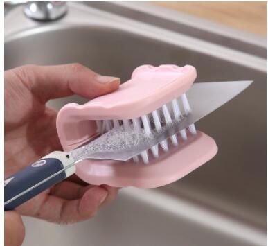 U-Shaped Knife & Cutlery Cleaning Brush – Bristle Scrub for Easy Kitchen Cleaning