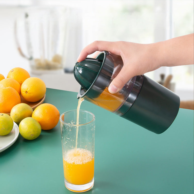 Portable Electric Mini Juicer – Wireless Orange Press & Fruit Blender